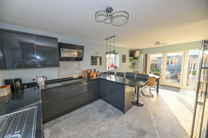 Hazleton Way Cowplain